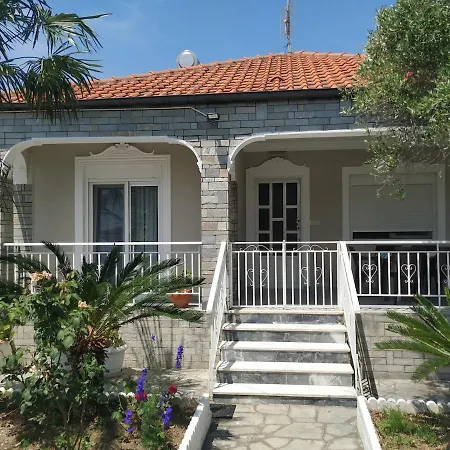 Lena's Cosy House Close To The Sea 艾斯普罗瓦塔